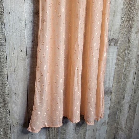 Vintage Sheer Night Dress. - Picture 3 of 8